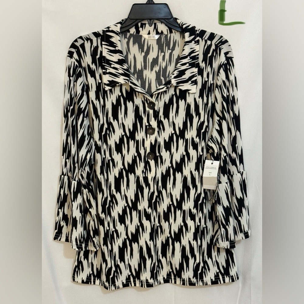 Kaktus Black and White Patterned Button Down Shirt